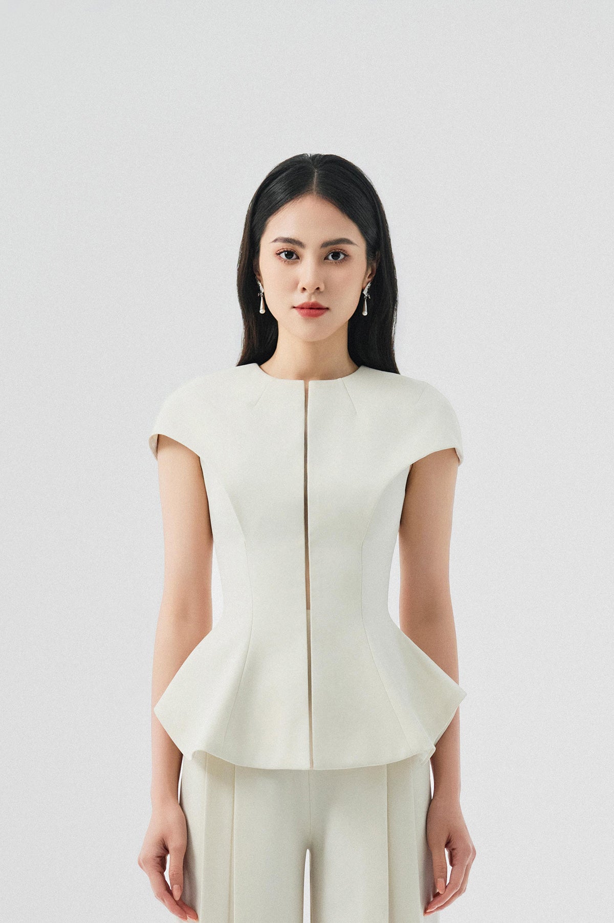 Grainne Cpped Sleeves Peplum Shirt