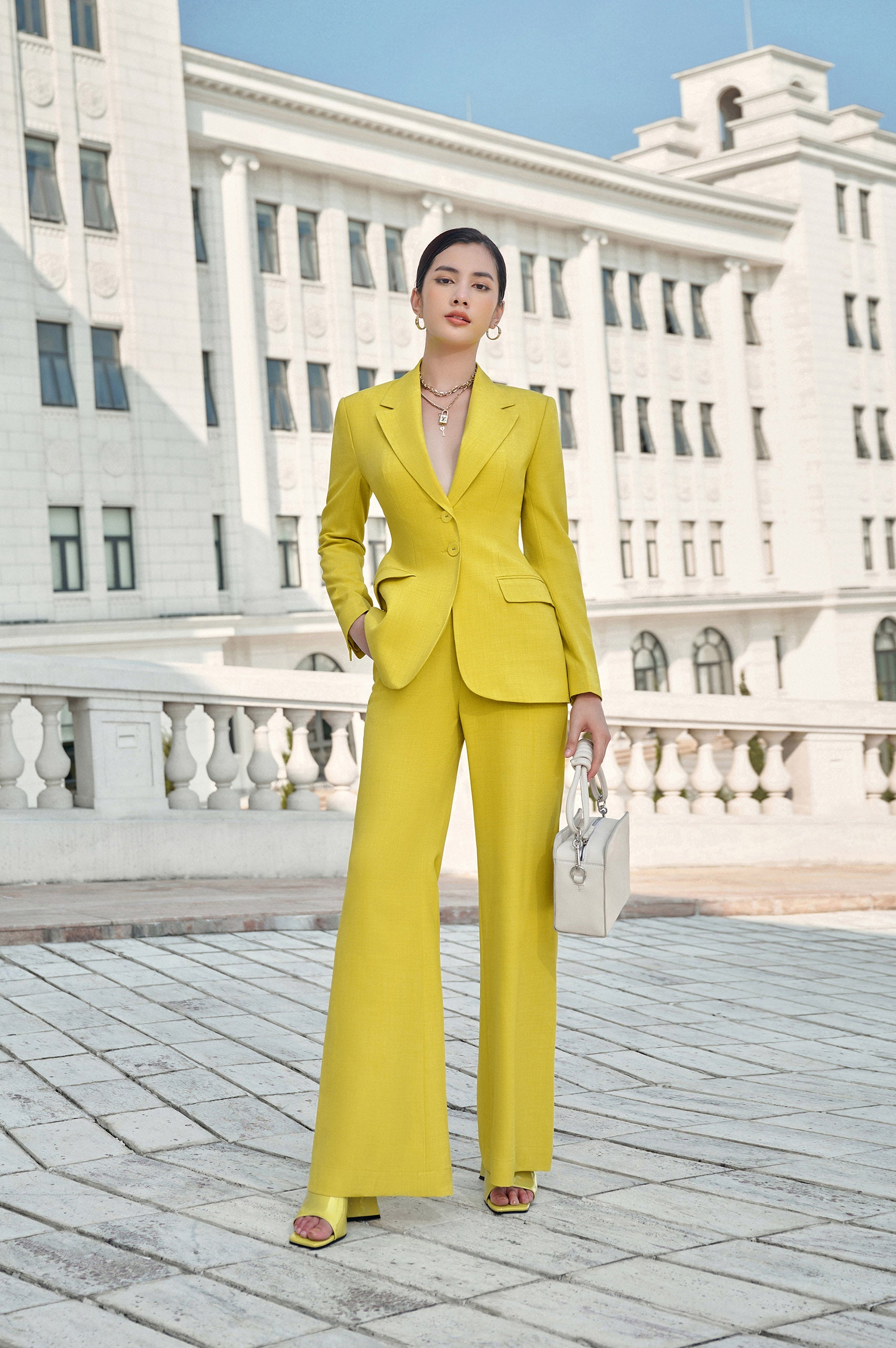 Ottilie Lemon Classic Blazer