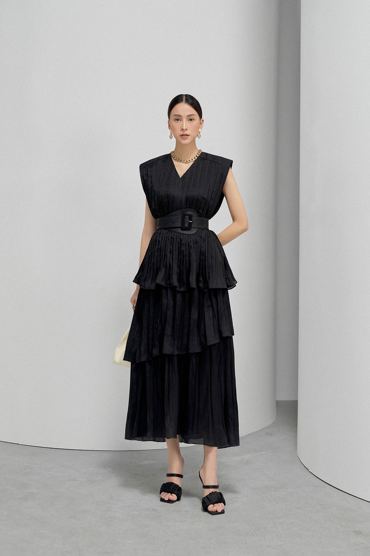 Black Square Shoulder Tunic Dress