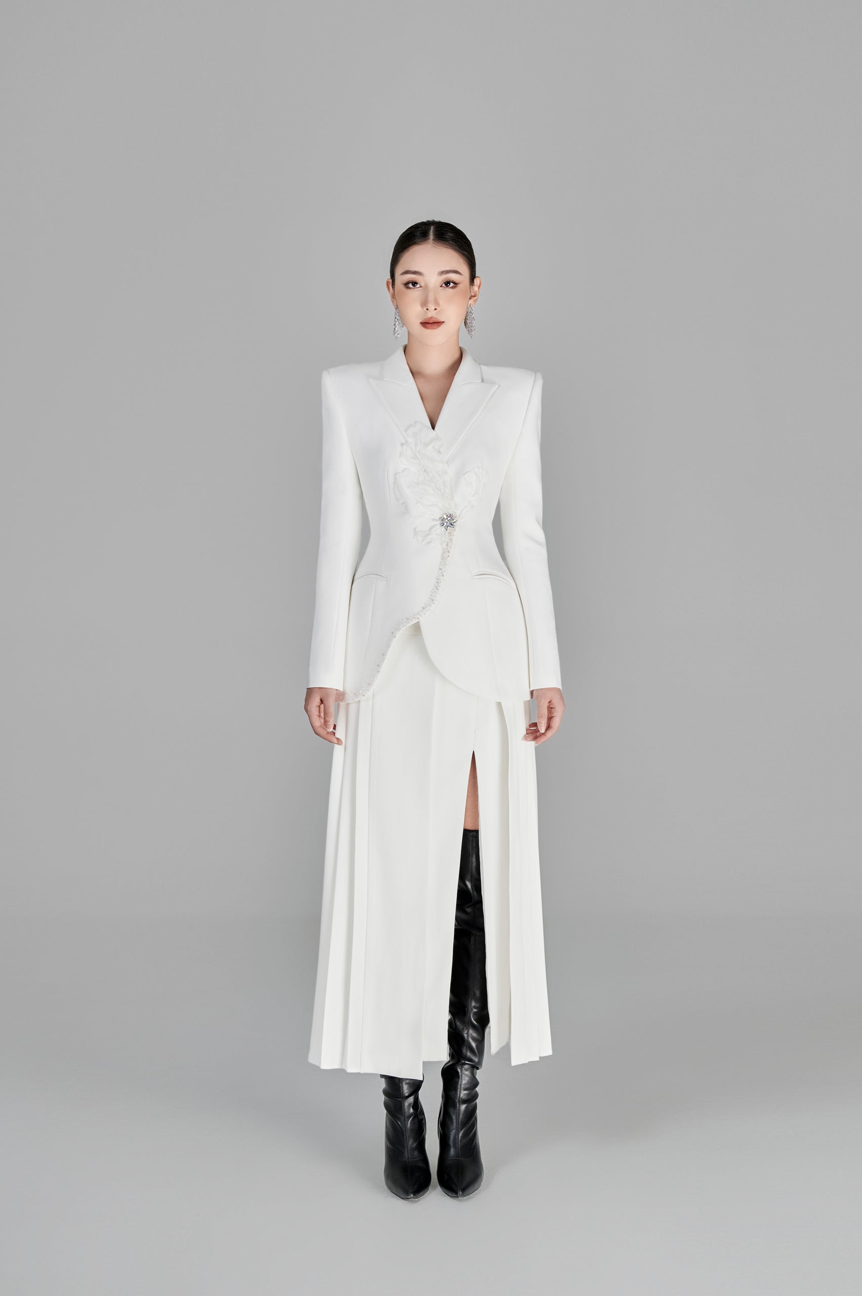 Korey White Floral 3D Blazer