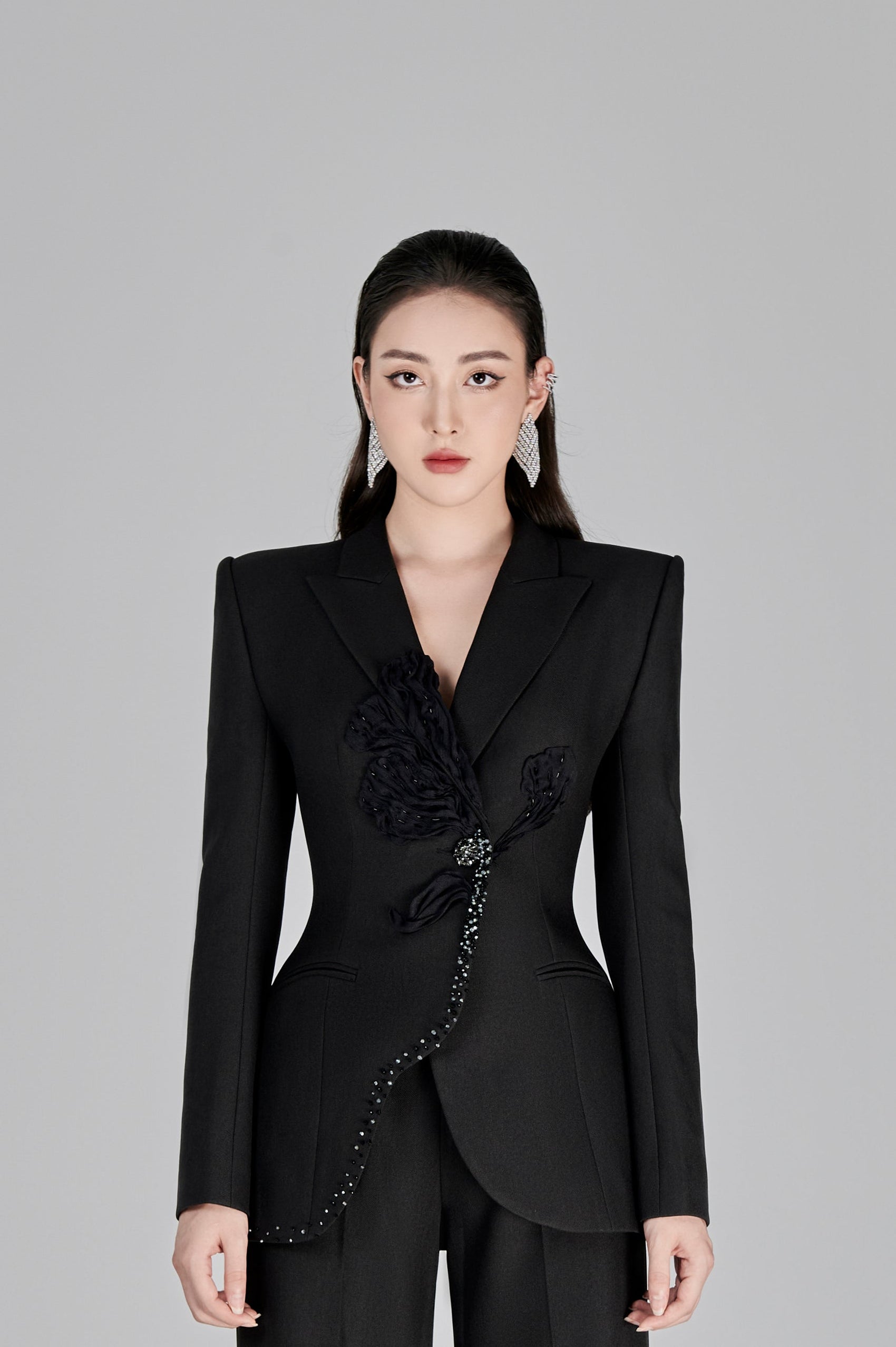 Josefin Black Floral 3D Set Design