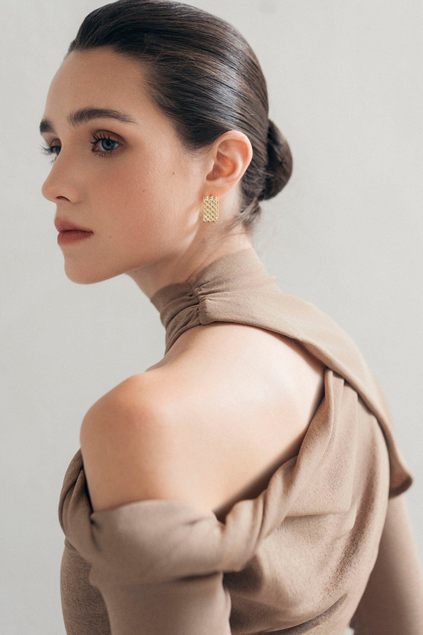 Hazelnut Twist Top image 2