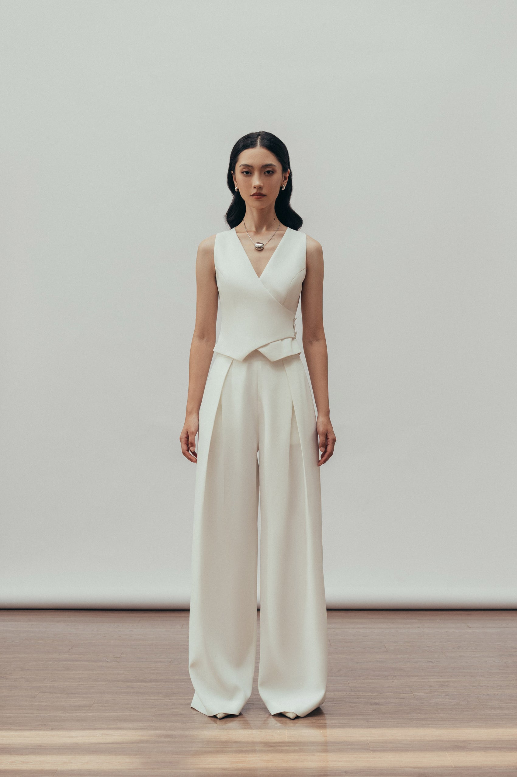 Astra V-Neck Gilet image 1