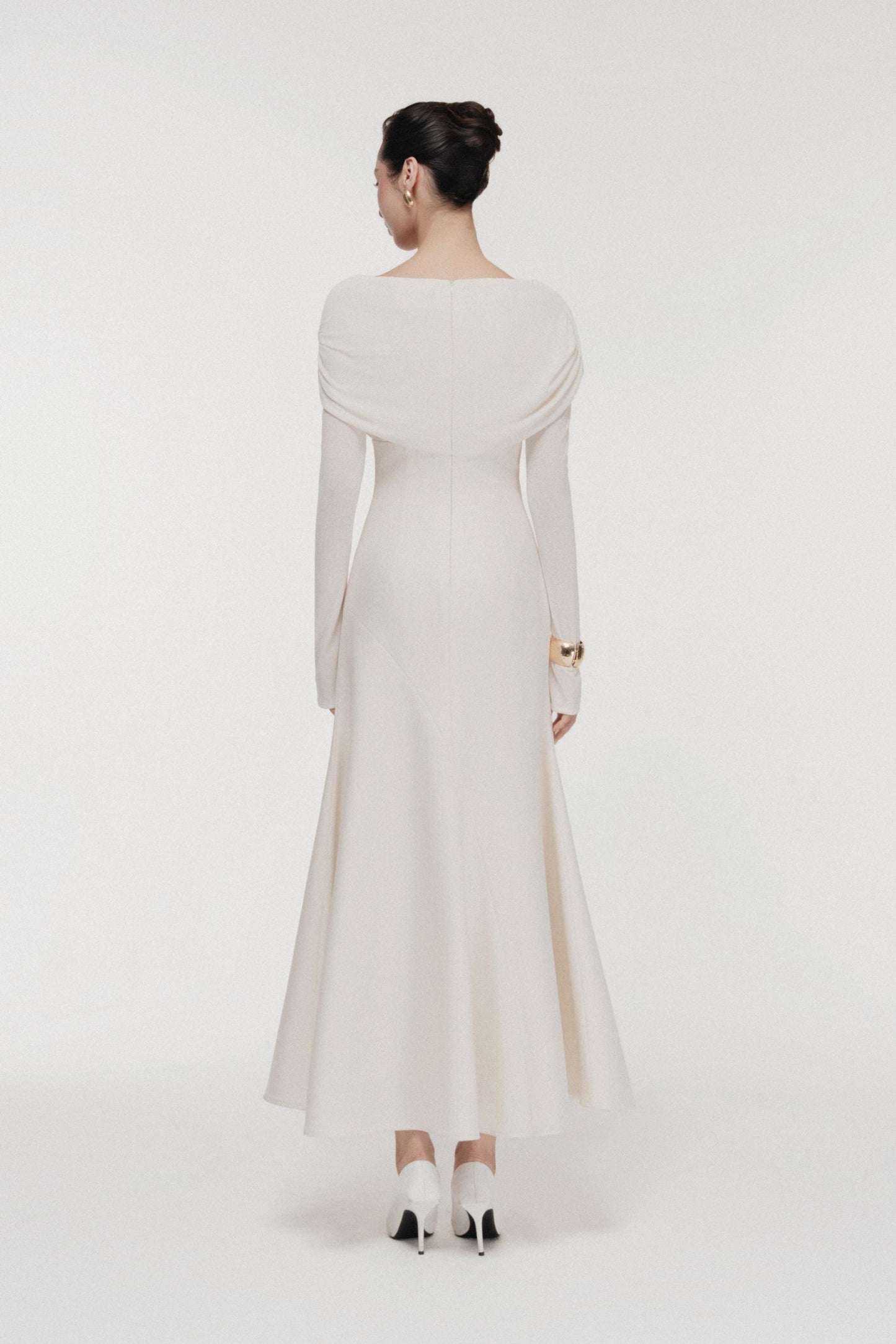 Soft-Drape Mermaid Dress in Cream image 2