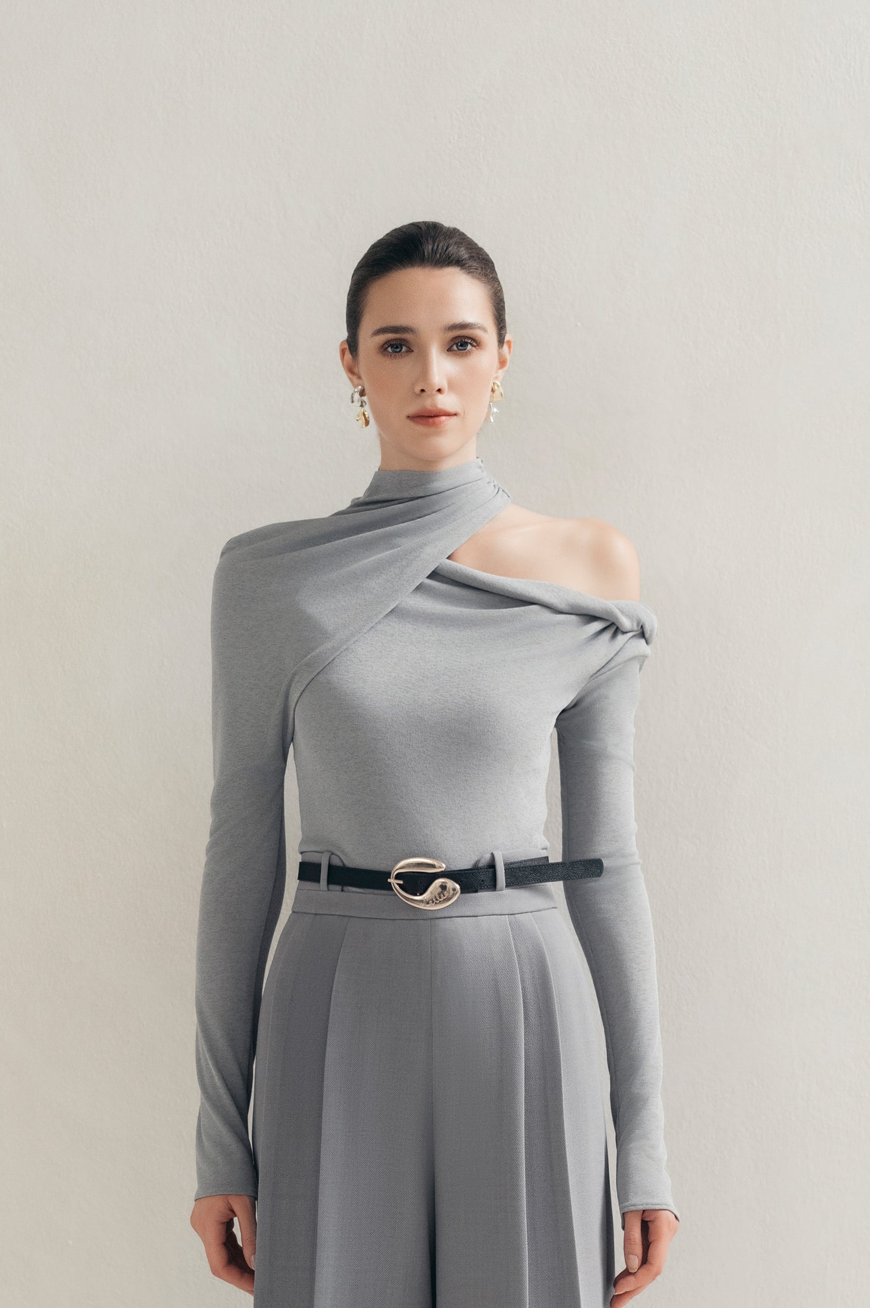 Cloudy Gray Twist Top image 0