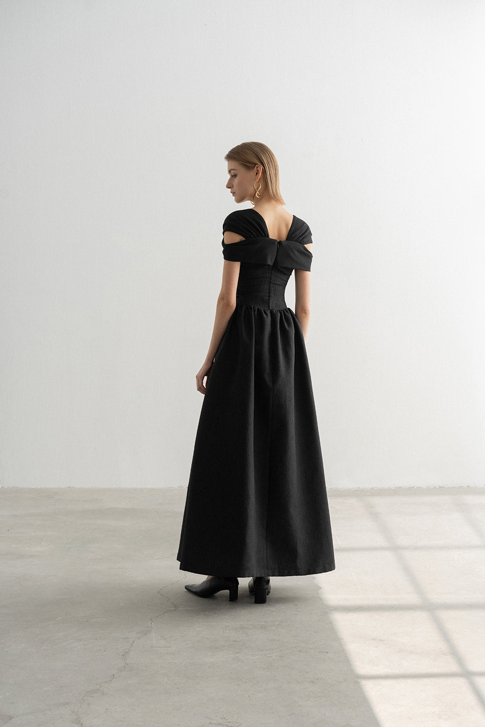 Luluna A-line Midi Dress