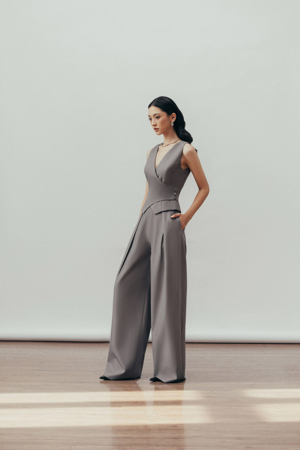 Luna Pleated Pants