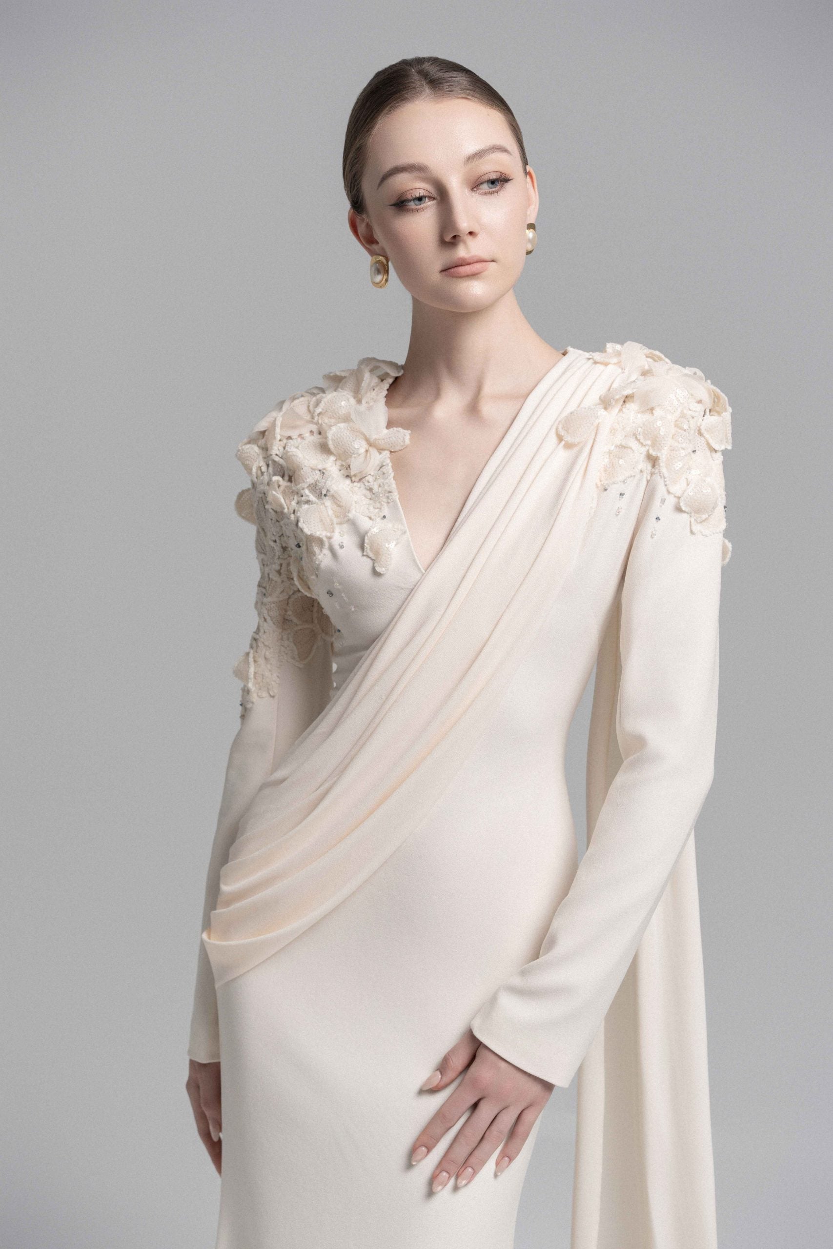 Alluring Lace-Appliqué Mermaid Gown