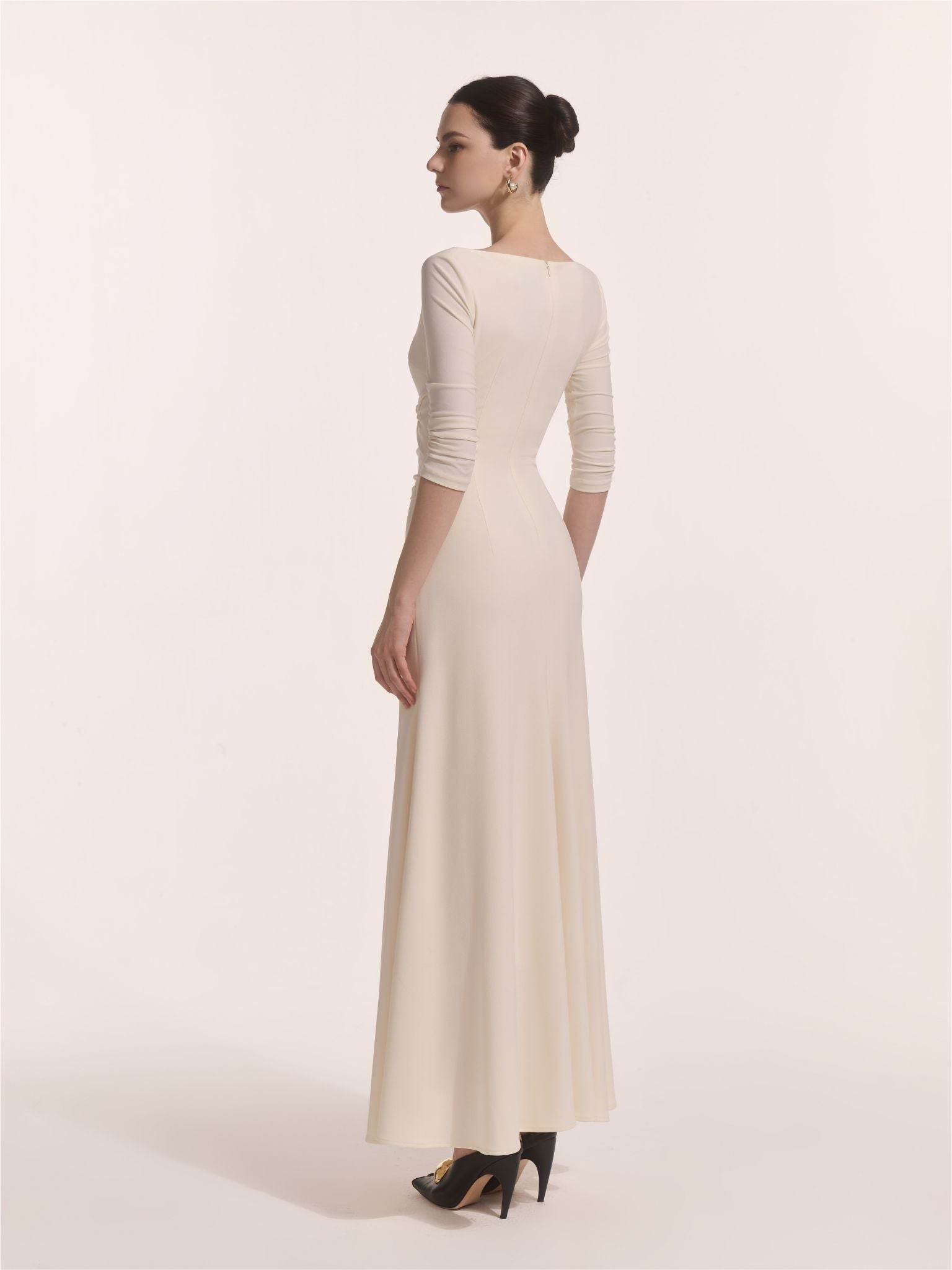 فستان ألبا ذو العقدة غير المتماثلة باللون الخزامي