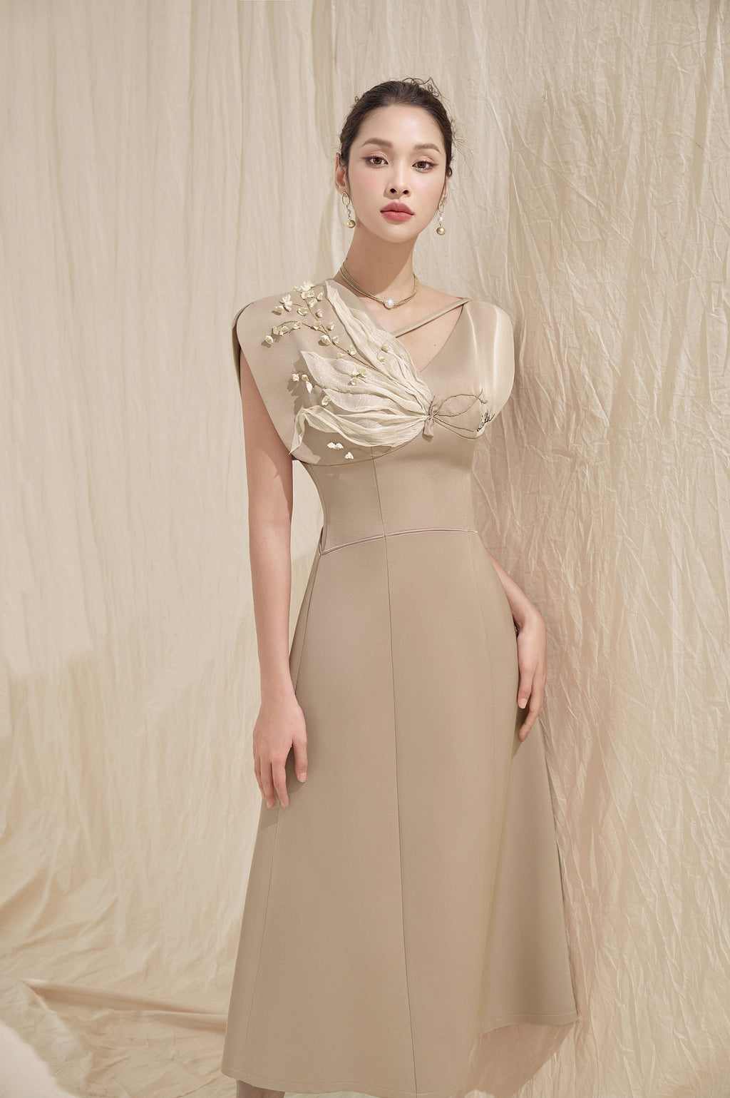 Lily Square Shoulder Dress