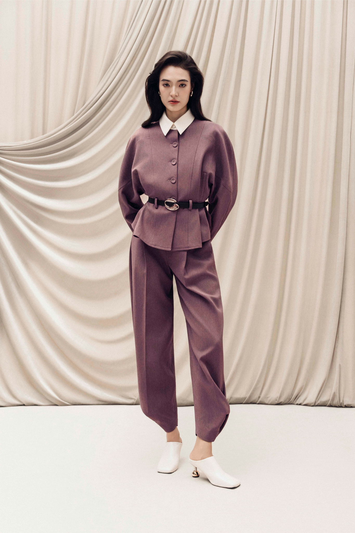 طقم كامل من القماش المبطن