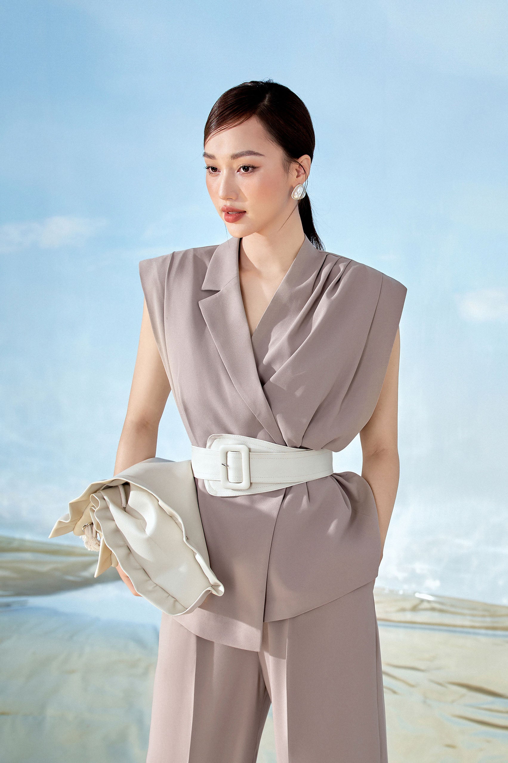 Craneberry Sleeveless Vest