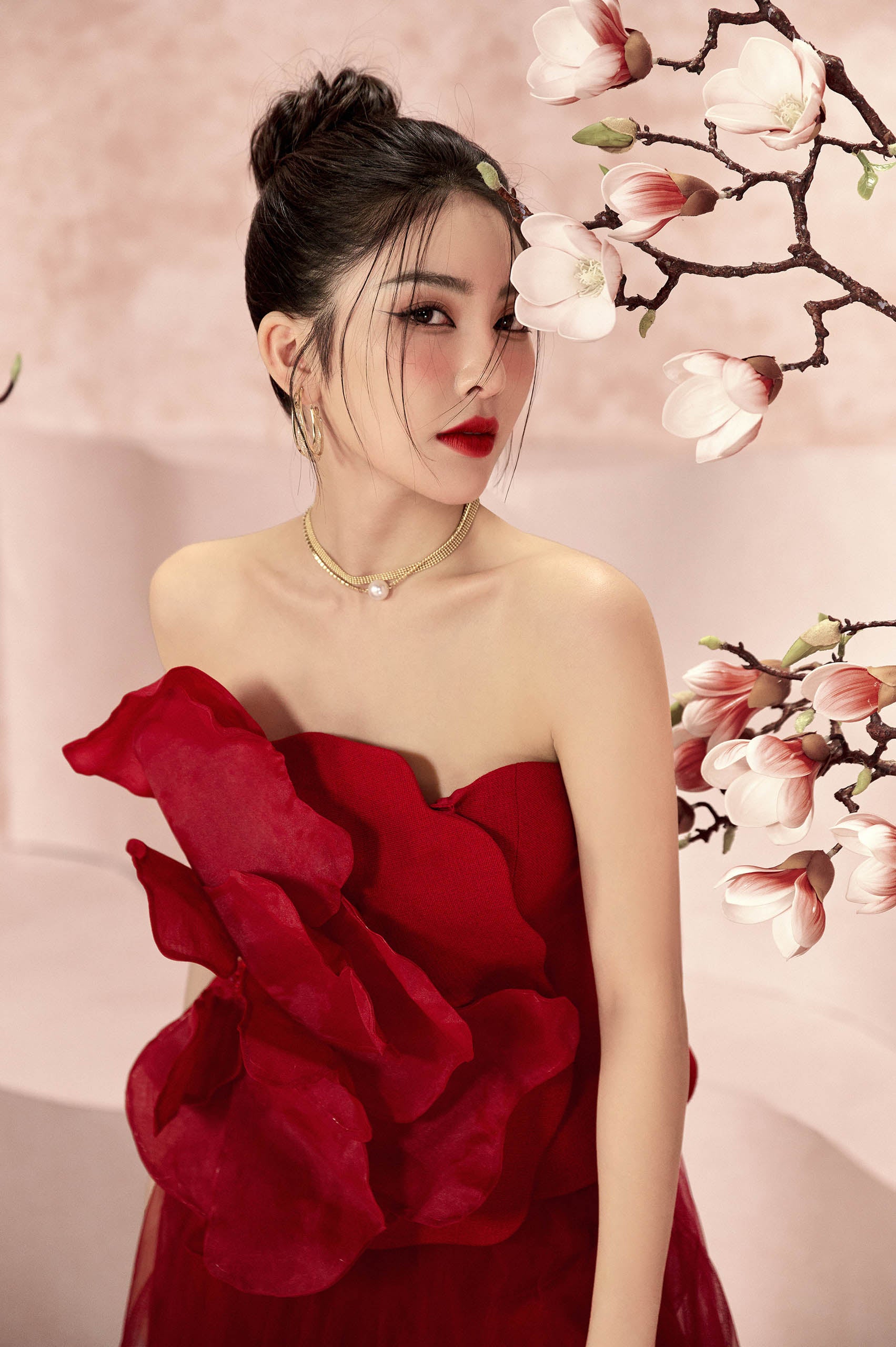 Pomegranate Floral 3D Strapless Shirt