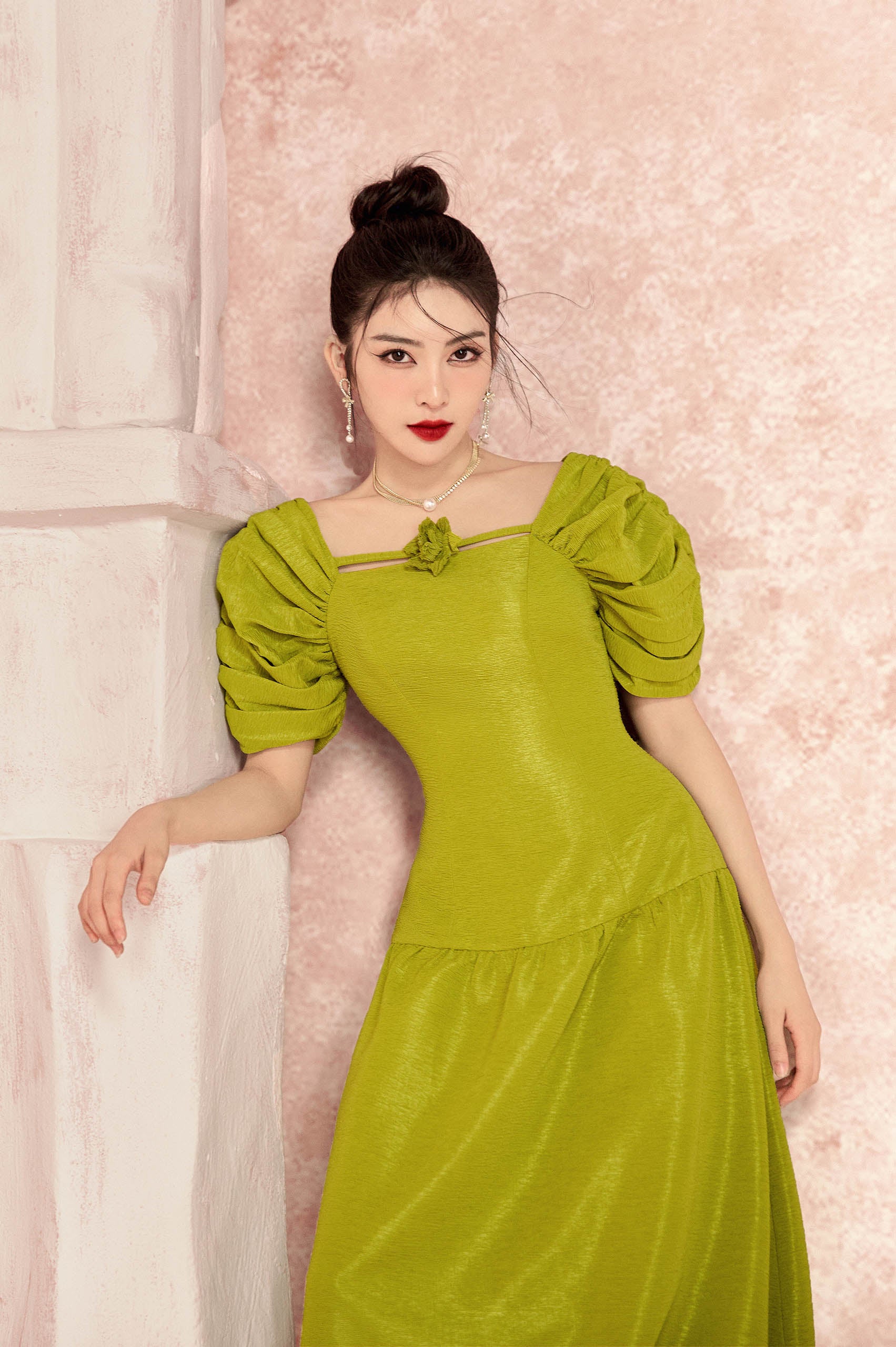 Calla Puffy Sleeves Dress