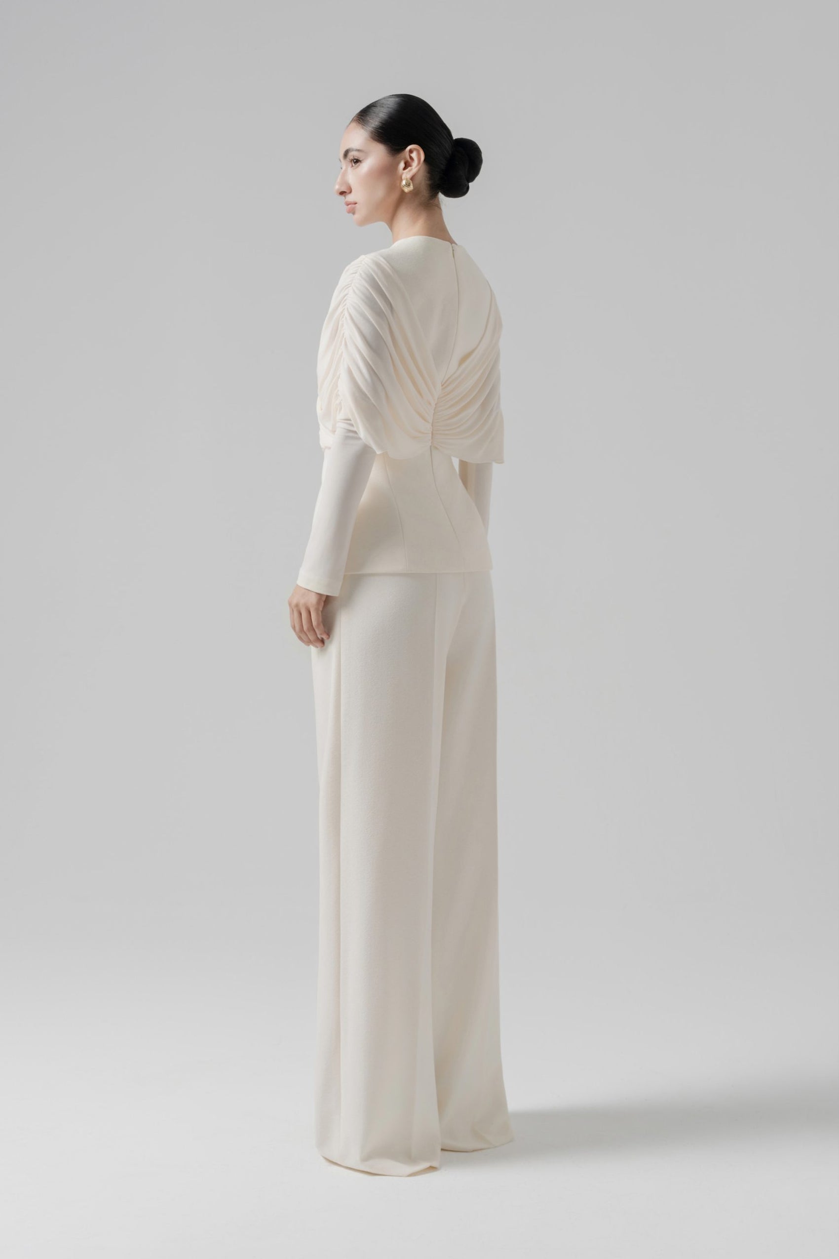 Stillness Cream Set (Blazer & Trousers) image 2