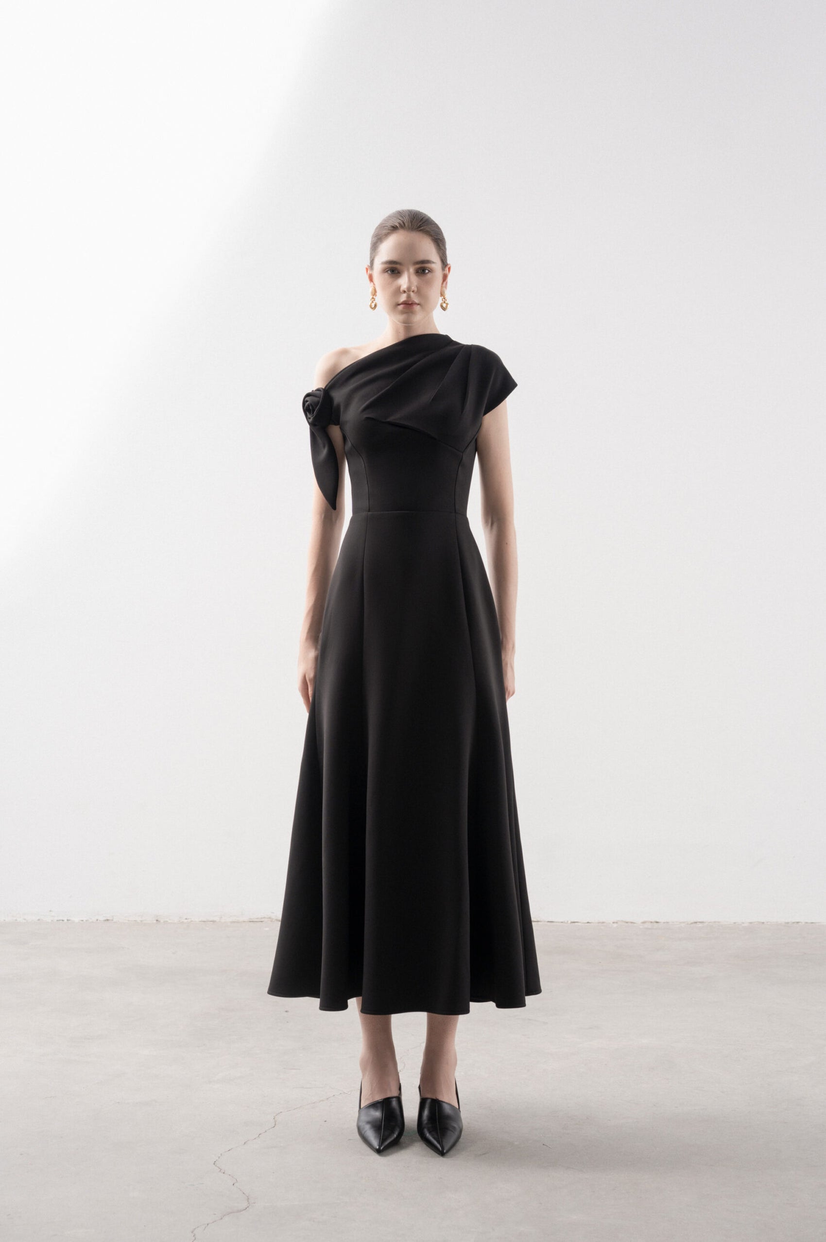 Ariel Fishtail Midi Dress image 0