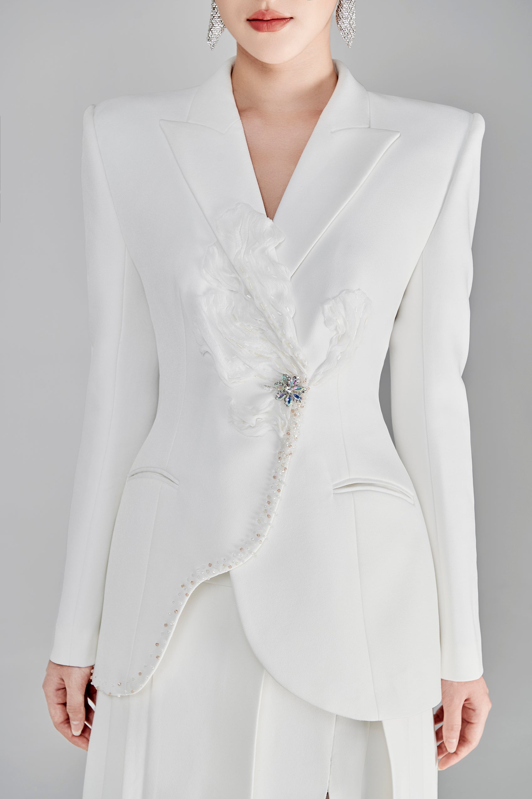 Korey White Floral 3D Set Design