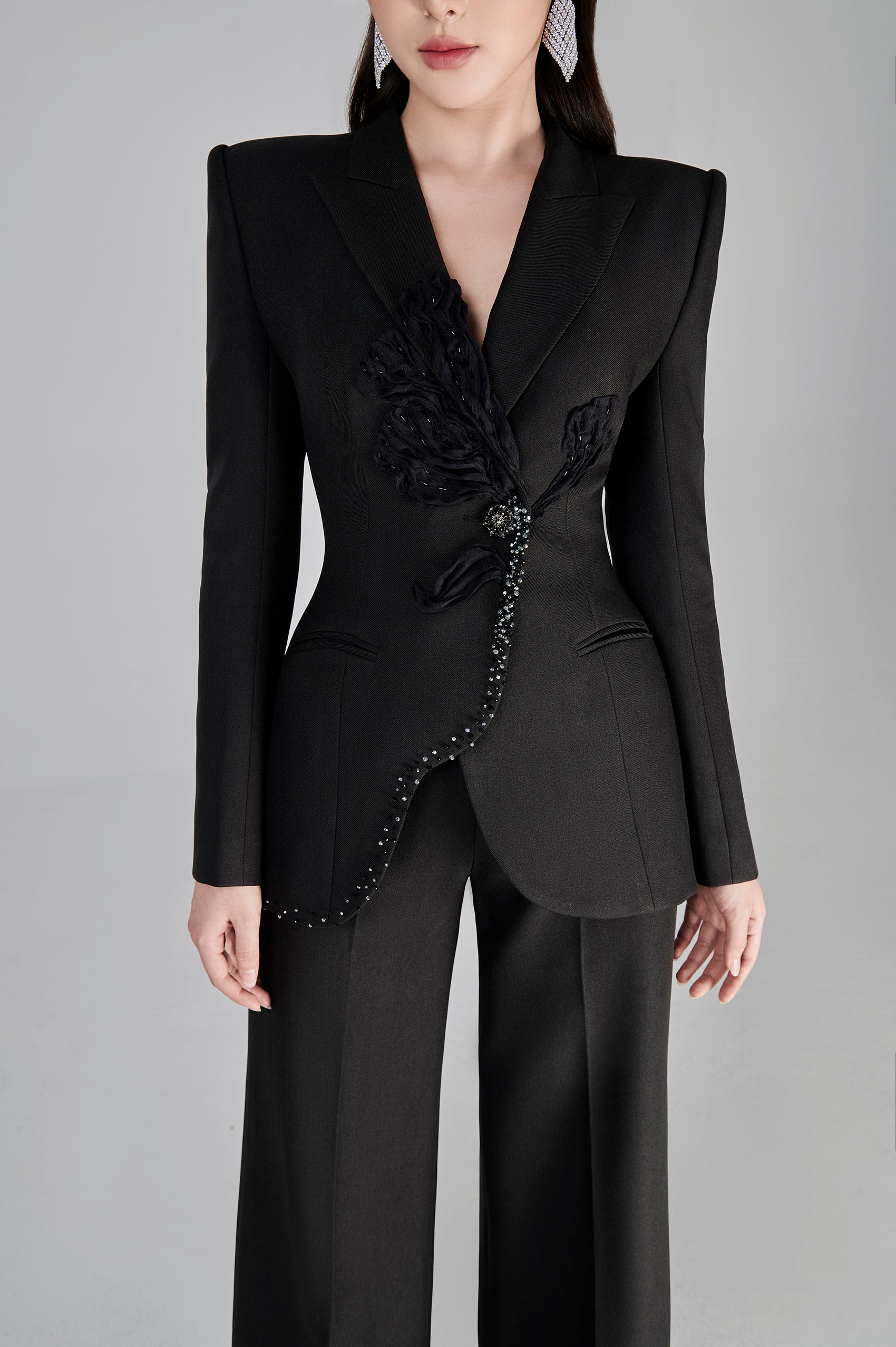 Josefin Black Floral 3D Set Design